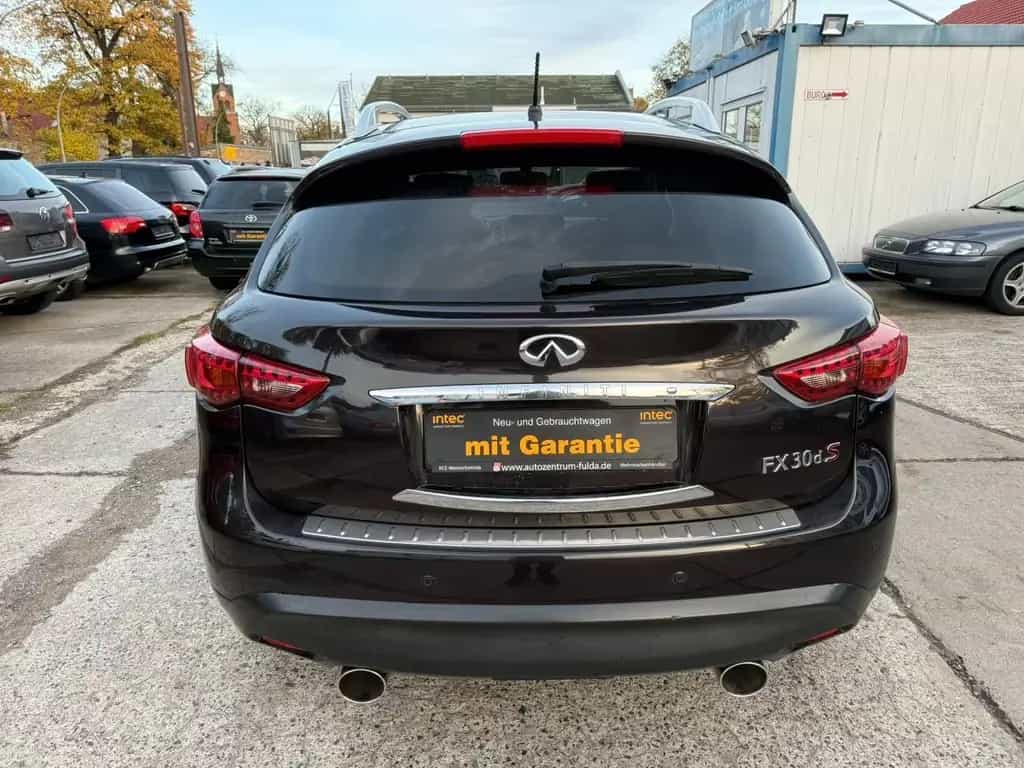Infiniti FX 30d V6 AWD GT*TOP*TUV NEU*LEDER*SHZ* 01/2011-photo-4