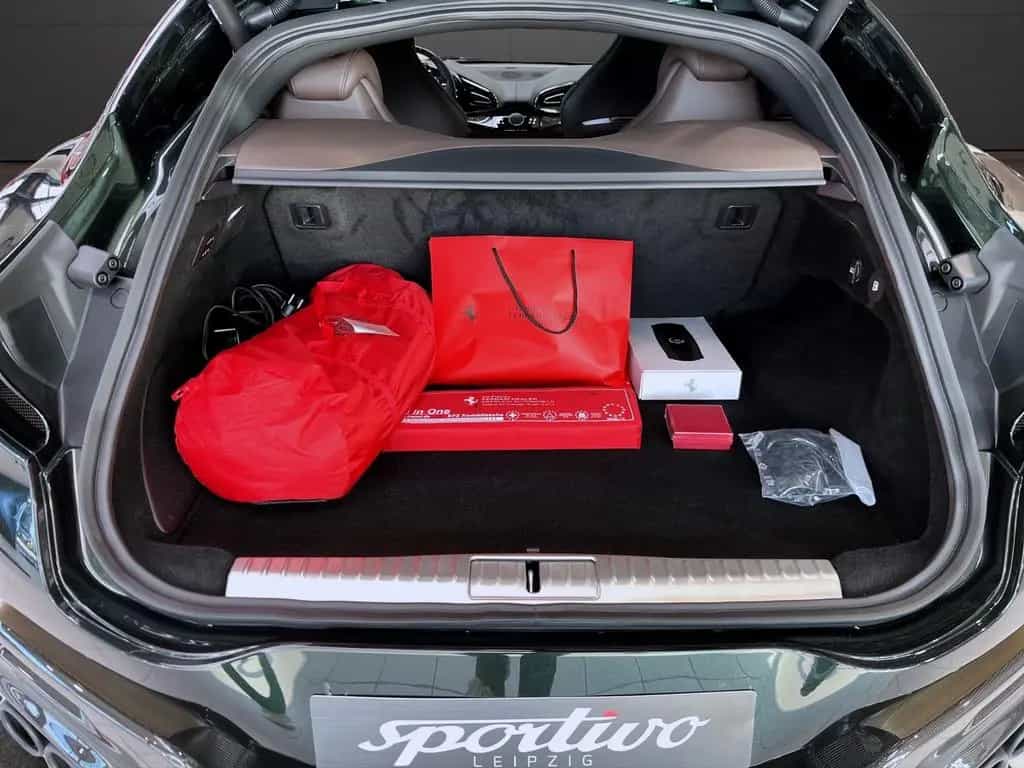 Ferrari Purosangue TAILOR MADE 01/2026-photo-20