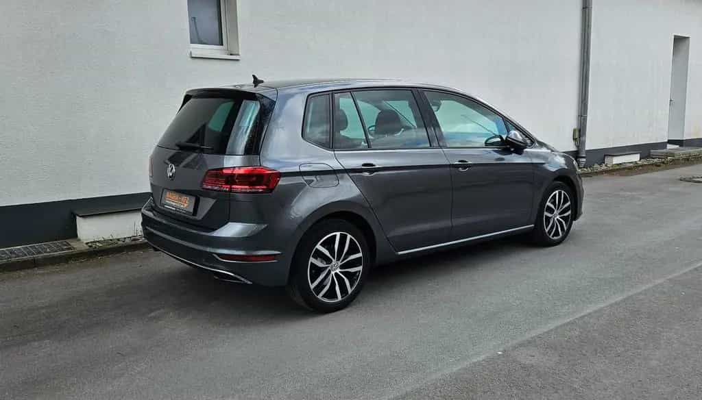 Volkswagen Golf 7 1,5 TSI Sportsvan Join AHK*NAVI*STHZ*CAM 11/2018-photo-1