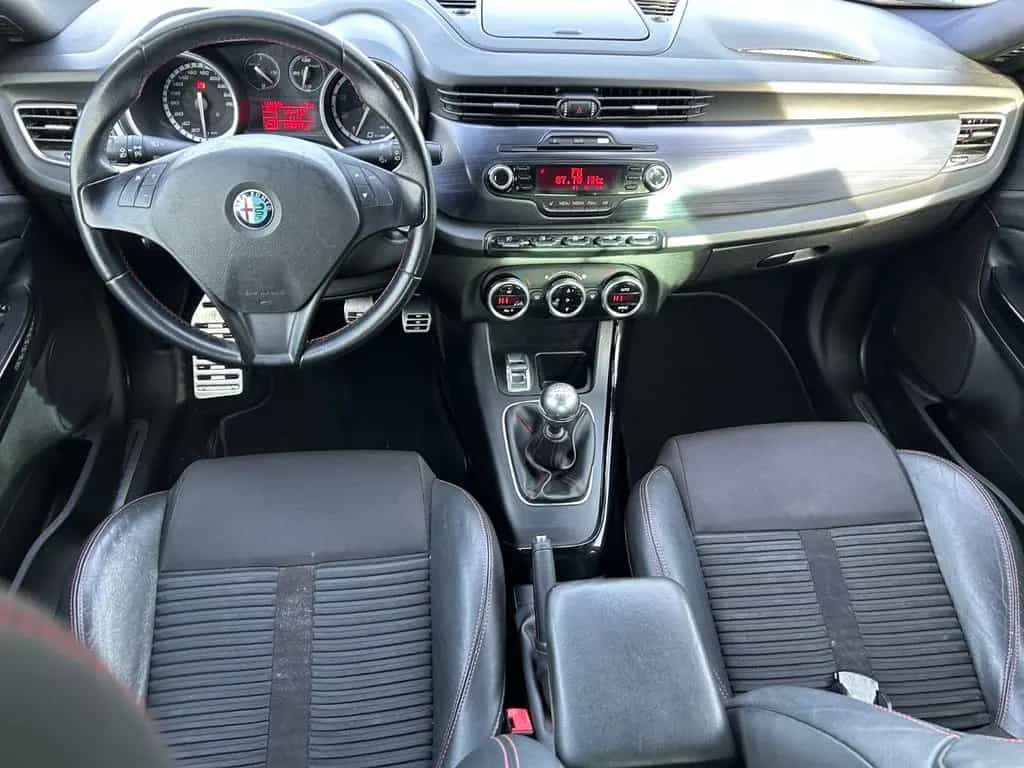 Alfa Romeo Giulietta Turismo 1.4 Leder Euro 5 10/2010-photo-16