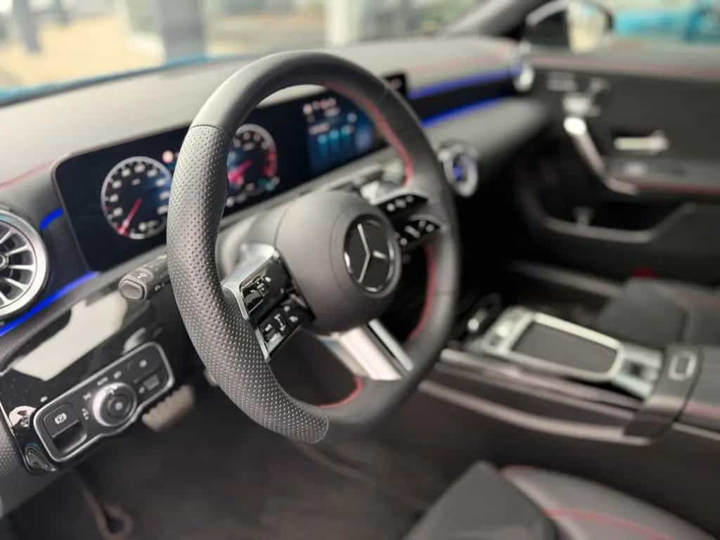 Mercedes-Benz CLA 200 Coupé AMG+NIGHT+MEMORY+FAHR-ASS+MBEAM+ 03/2025-photo-10