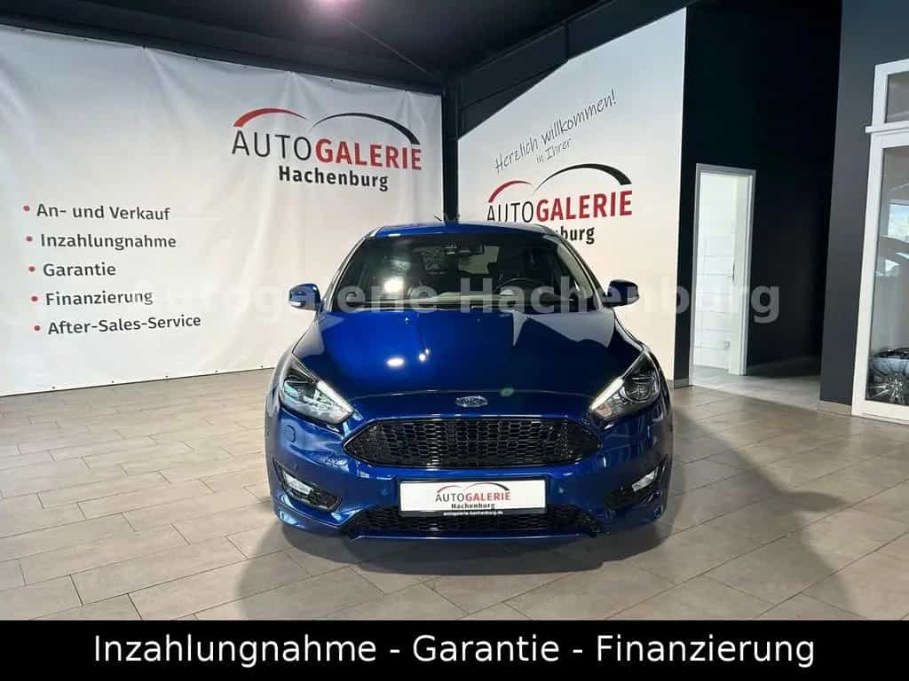 Ford Focus Turnier ST-Line/Xenon/Navi/Cam/WinterP/EU6 03/2018-photo-1