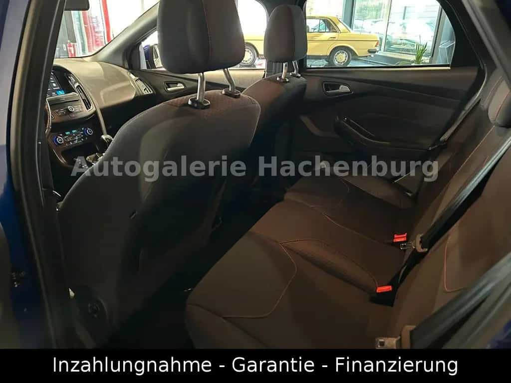 Ford Focus Turnier ST-Line/Xenon/Navi/Cam/WinterP/EU6 03/2018-photo-7