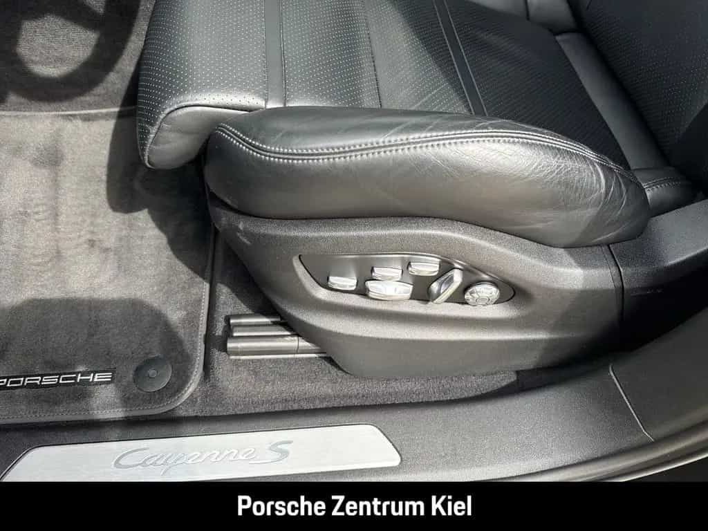 Porsche Cayenne S HA-Lenkung LED-Matrix Sportabgas BOSE 12/2019-photo-33