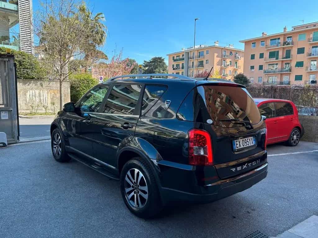 Ssangyong Rexton W 2.0 Xdi 4WD A/T Top UNIPROPRI 12/2014-photo-3