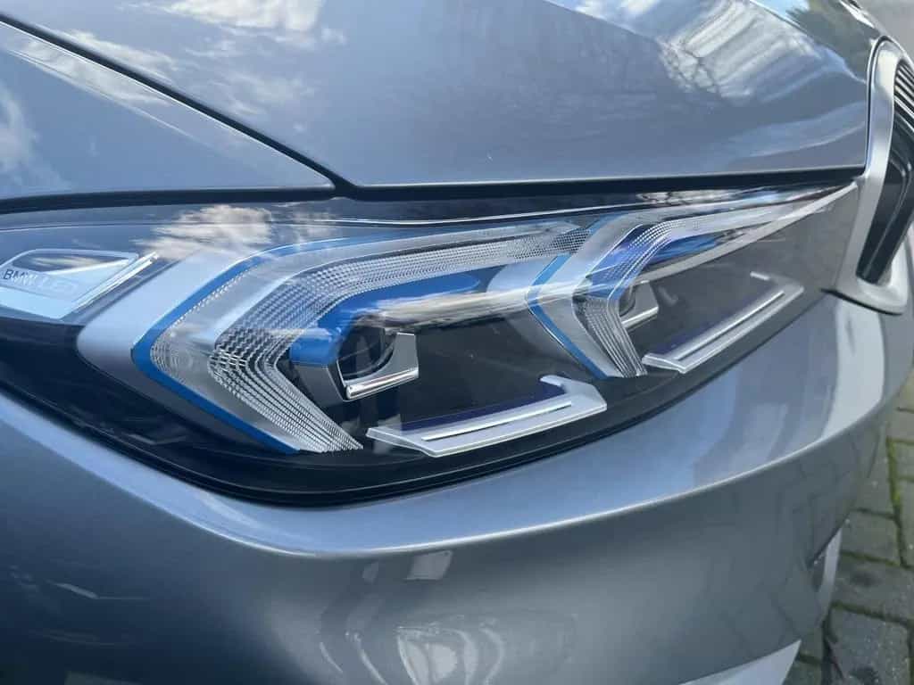 BMW 318 i Touring aLED HeadUp 360° Kam 01/2025-photo-22