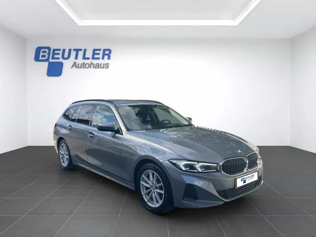 BMW 318 i Touring aLED HeadUp 360° Kam 01/2025-photo-7