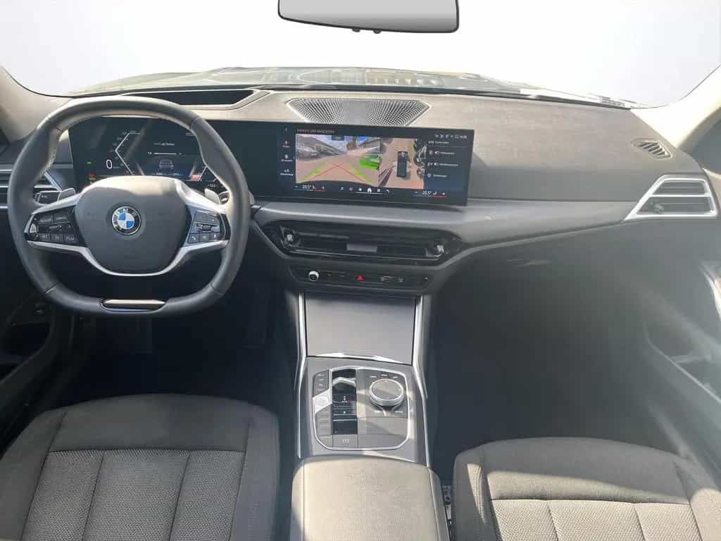 BMW 318 i Touring aLED HeadUp 360° Kam 01/2025-photo-9