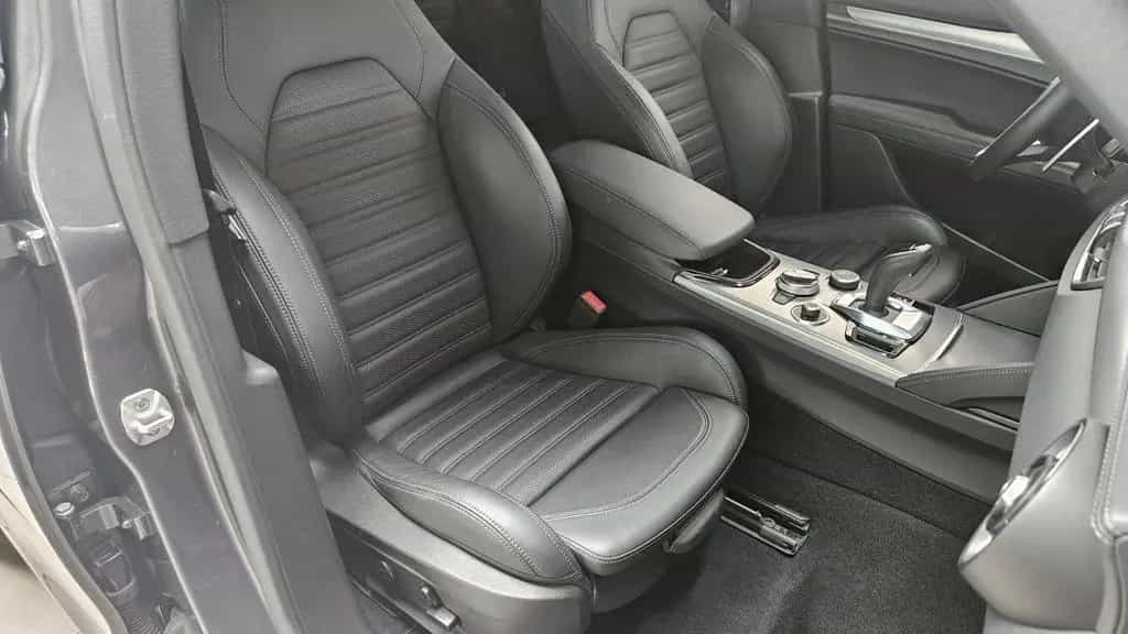 Alfa Romeo Stelvio Veloce Q4 ACC Matrix Leder Kamera Navi 06/2024-photo-13