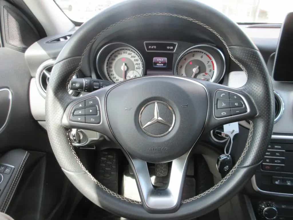 Mercedes-Benz GLA-Class 180 **2.HAND** ~incl. GARANTIE~ TOP 01/2017-photo-12