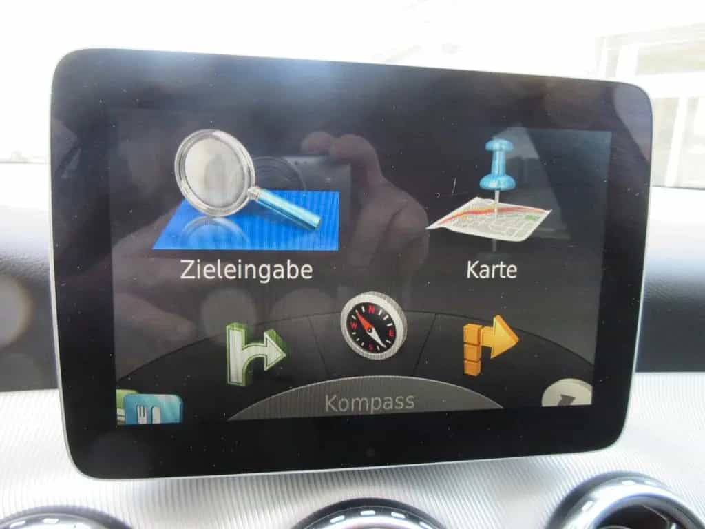 Mercedes-Benz GLA-Class 180 **2.HAND** ~incl. GARANTIE~ TOP 01/2017-photo-15