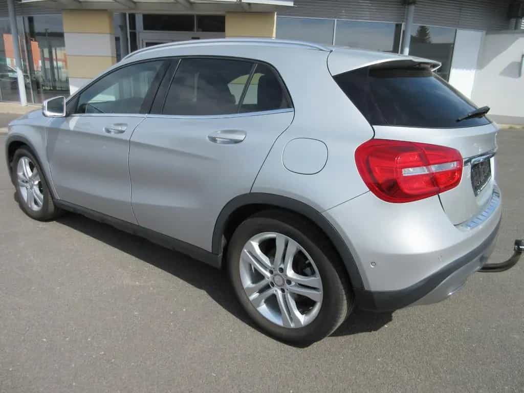 Mercedes-Benz GLA-Class 180 **2.HAND** ~incl. GARANTIE~ TOP 01/2017-photo-4