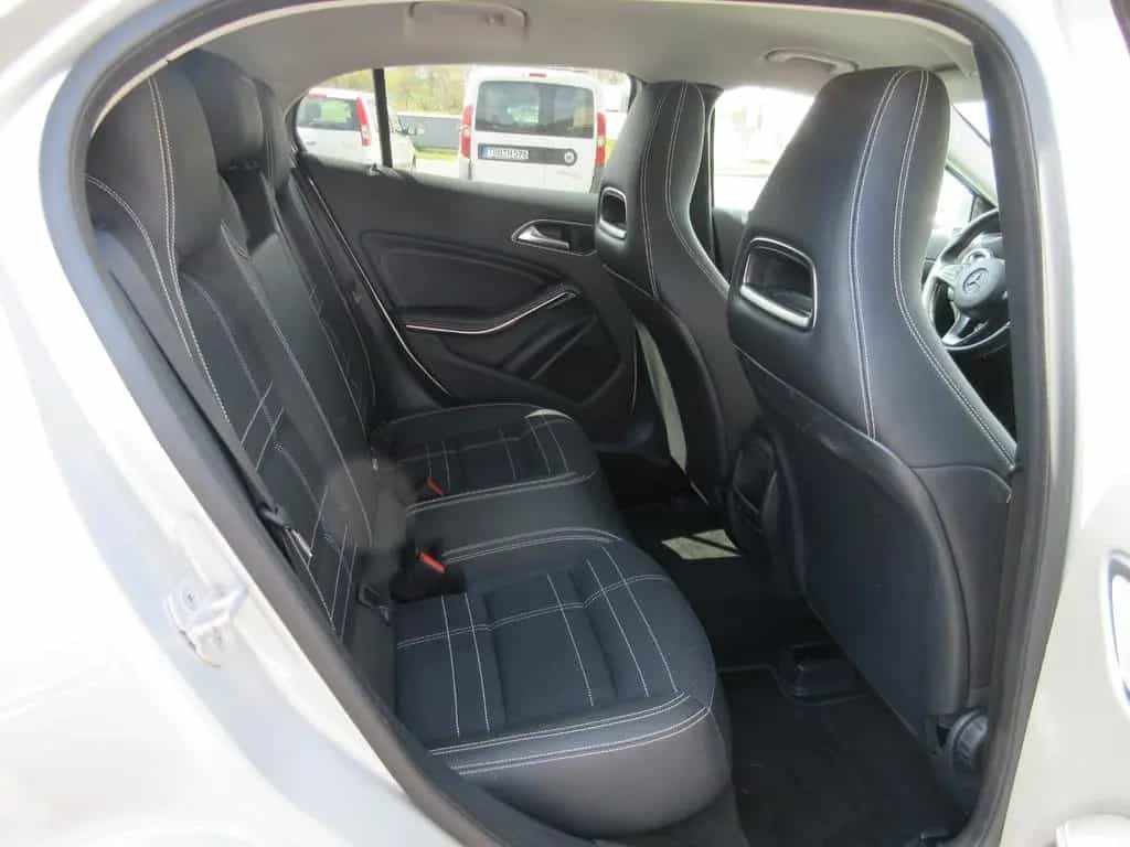 Mercedes-Benz GLA-Class 180 **2.HAND** ~incl. GARANTIE~ TOP 01/2017-photo-9
