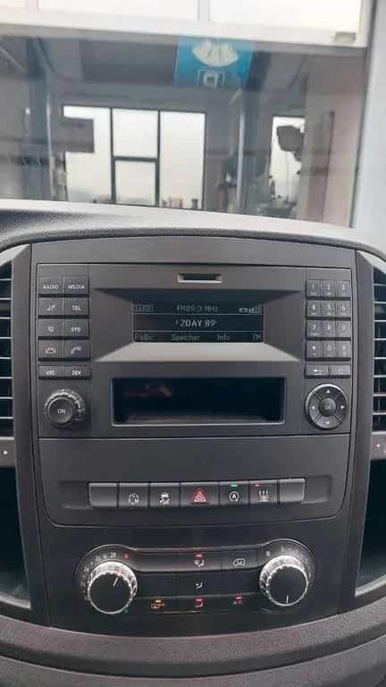 Mercedes-Benz Vito 02/2018-photo-6