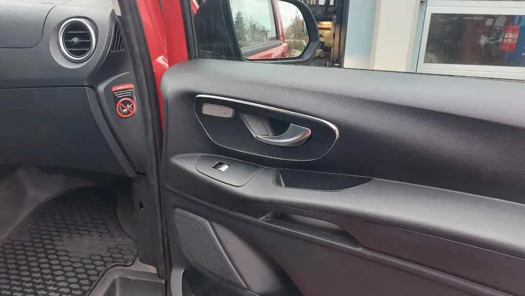 Mercedes-Benz Vito 02/2018-photo-8