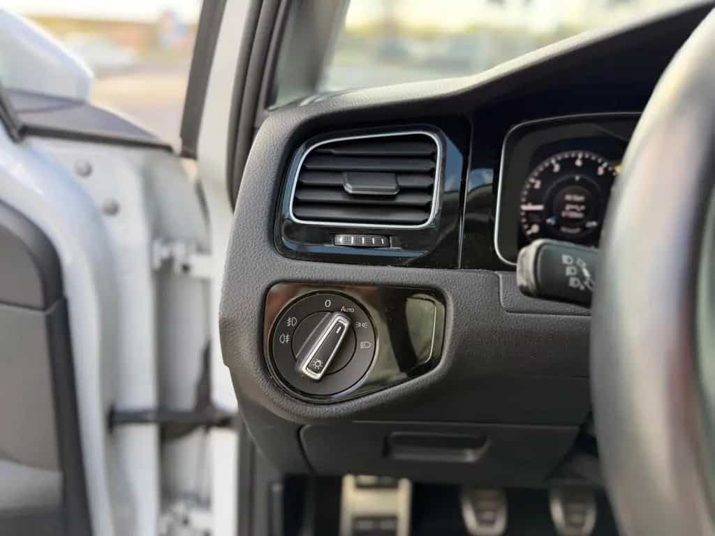 Volkswagen Golf VII Lim. Join LEDT/DIGITAL/SHZG/ 11/2018-photo-19