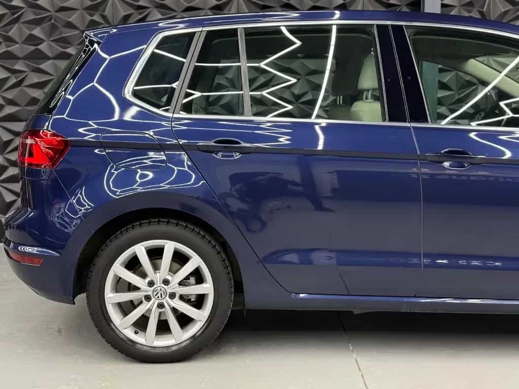 Volkswagen Golf Sportsvan Highline DSG 1.HAND*BREMSEN NEU 01/2015-photo-17