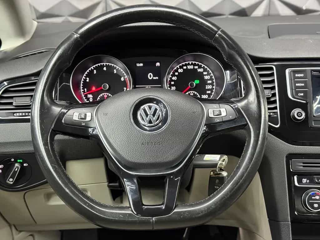 Volkswagen Golf Sportsvan Highline DSG 1.HAND*BREMSEN NEU 01/2015-photo-40