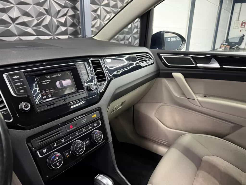 Volkswagen Golf Sportsvan Highline DSG 1.HAND*BREMSEN NEU 01/2015-photo-43