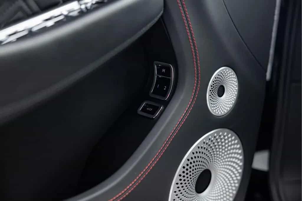 Bentley Continental GTC 4.0 V8 | Mulliner | Red Roof | B 02/2022-photo-13