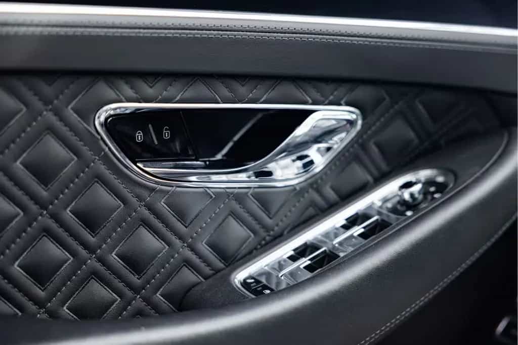 Bentley Continental GTC 4.0 V8 | Mulliner | Red Roof | B 02/2022-photo-14