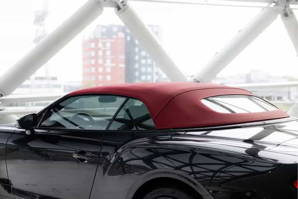 Bentley Continental GTC 4.0 V8 | Mulliner | Red Roof | B 02/2022-photo-3