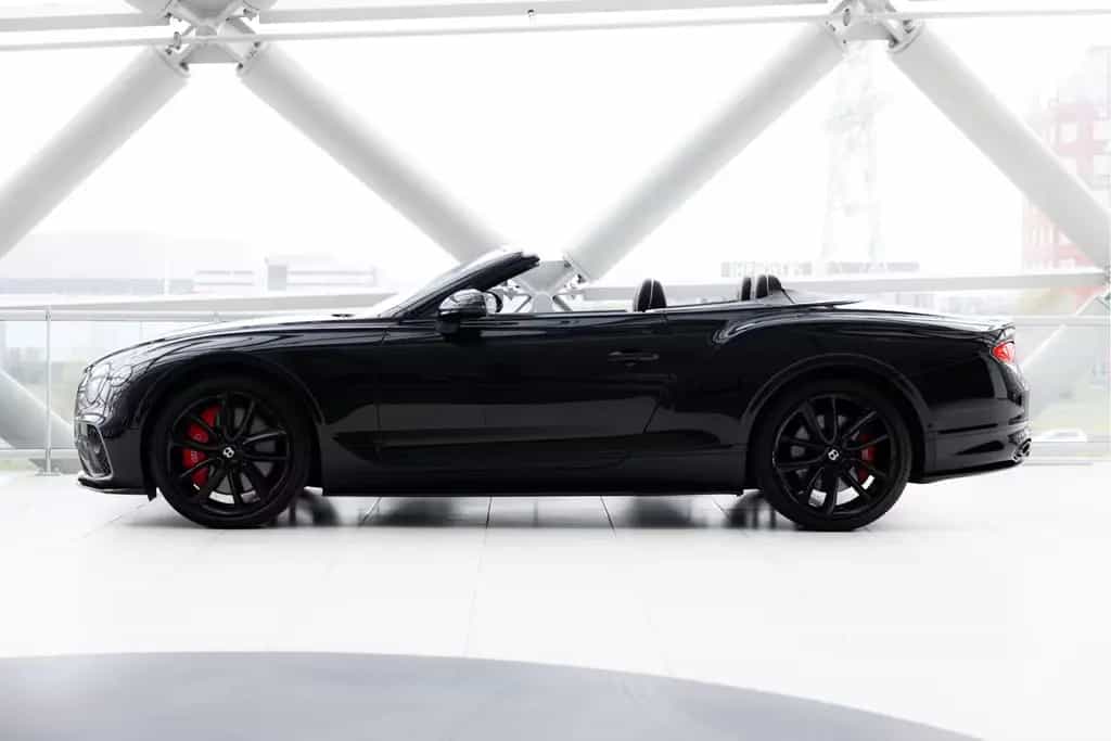 Bentley Continental GTC 4.0 V8 | Mulliner | Red Roof | B 02/2022-photo-35