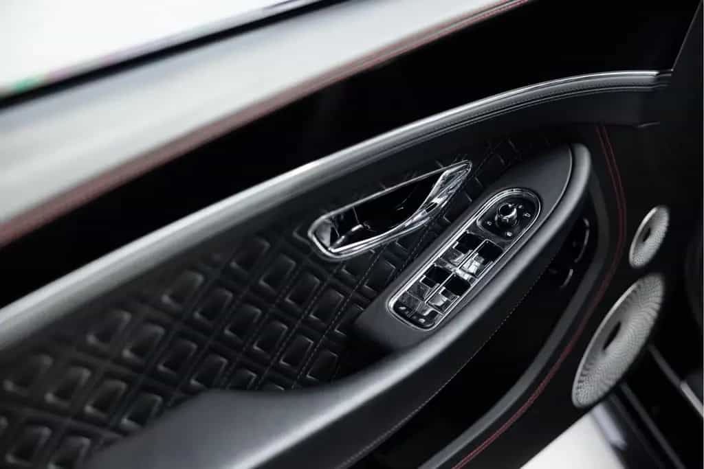 Bentley Continental GTC 4.0 V8 | Mulliner | Red Roof | B 02/2022-photo-7