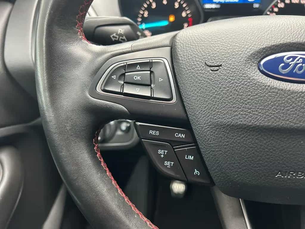 Ford Kuga 1.5 TSi ST-Line LED*NAVI*KAMERA*18ZOLL* 02/2018-photo-13