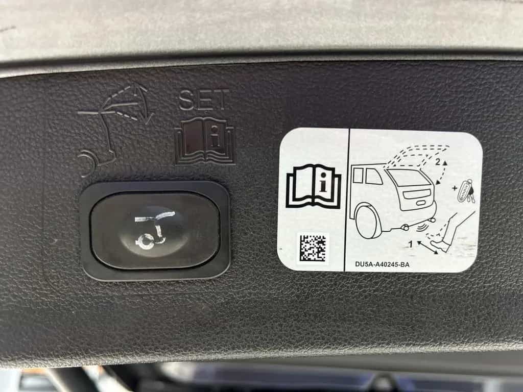Ford Kuga 1.5 TSi ST-Line LED*NAVI*KAMERA*18ZOLL* 02/2018-photo-39