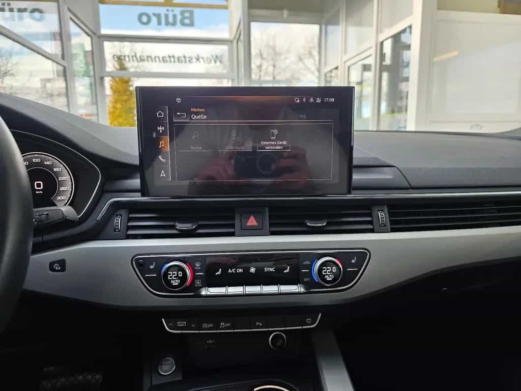 Audi A4 Limo 40 TFSI S Line App-Connect OptikSchwarz 12/2022-photo-22