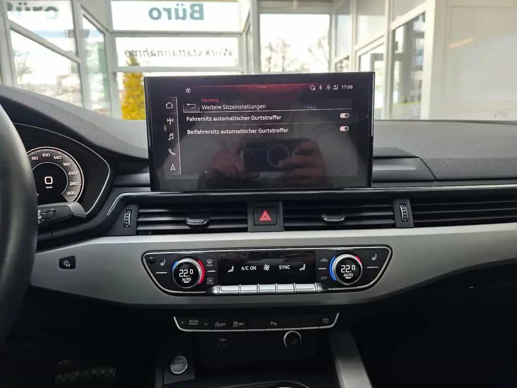 Audi A4 Limo 40 TFSI S Line App-Connect OptikSchwarz 12/2022-photo-26