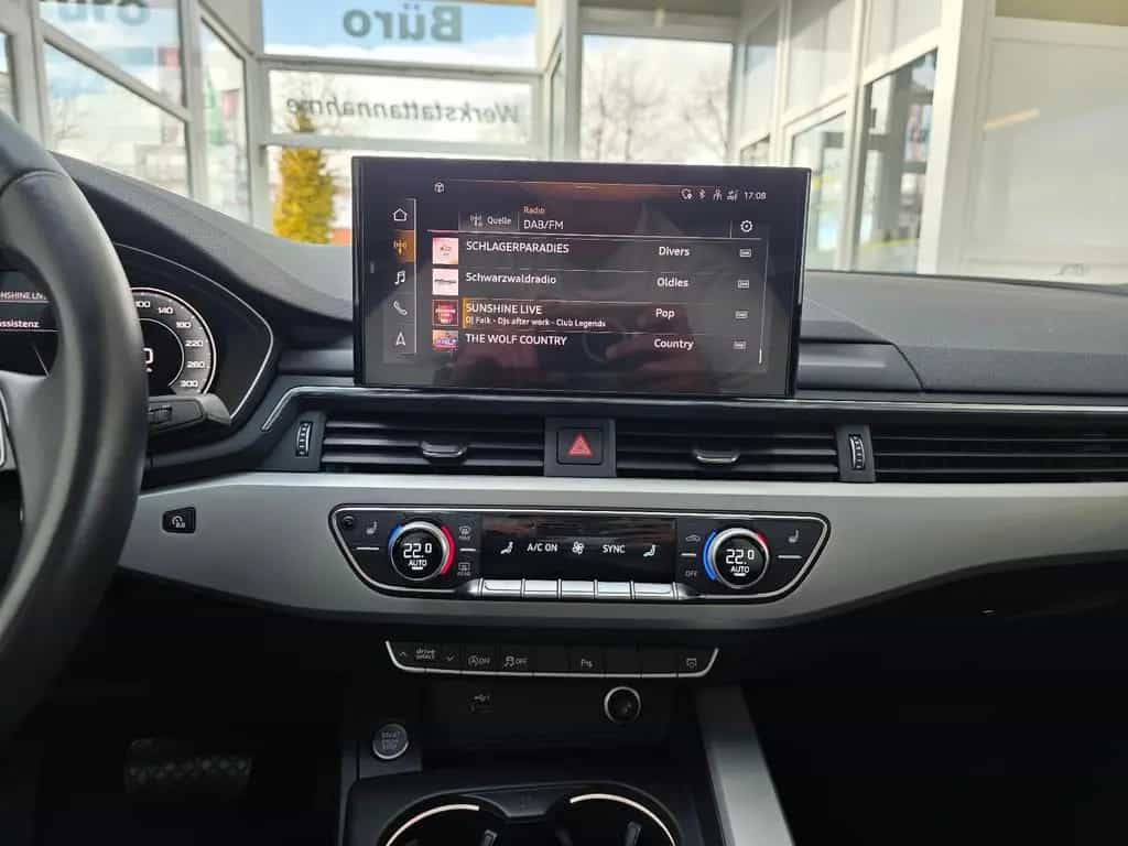Audi A4 Limo 40 TFSI S Line App-Connect OptikSchwarz 12/2022-photo-28