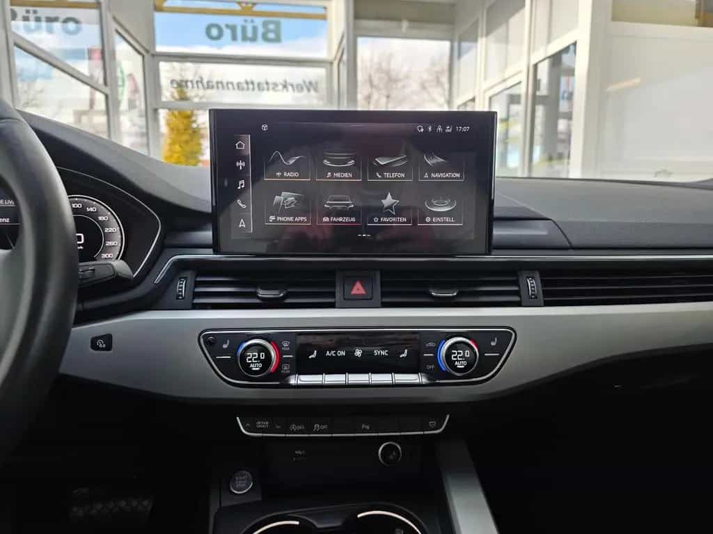 Audi A4 Limo 40 TFSI S Line App-Connect OptikSchwarz 12/2022-photo-31
