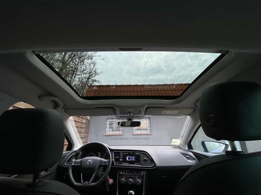 Seat Leon 1.4 TSI ACT FR LED Pano Navi CarPlay DAB 08/2017-photo-36