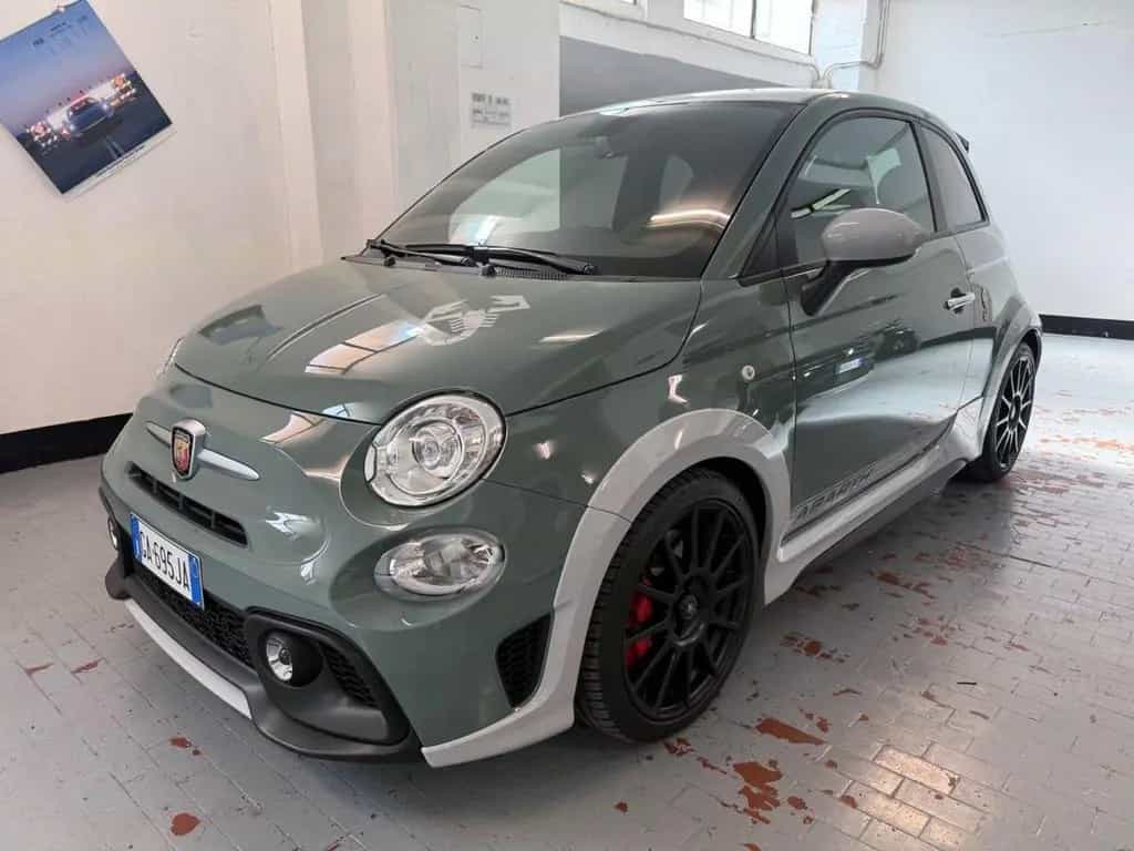 Abarth 695 1.4 Turbo T-Jet 180 CV 70° 05/2020-photo-2