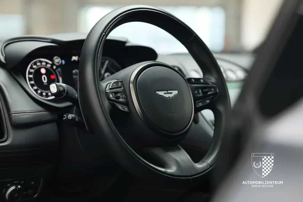 Aston Martin DBX 707 QSpecialPaint/Panorama/23" 05/2023-photo-16
