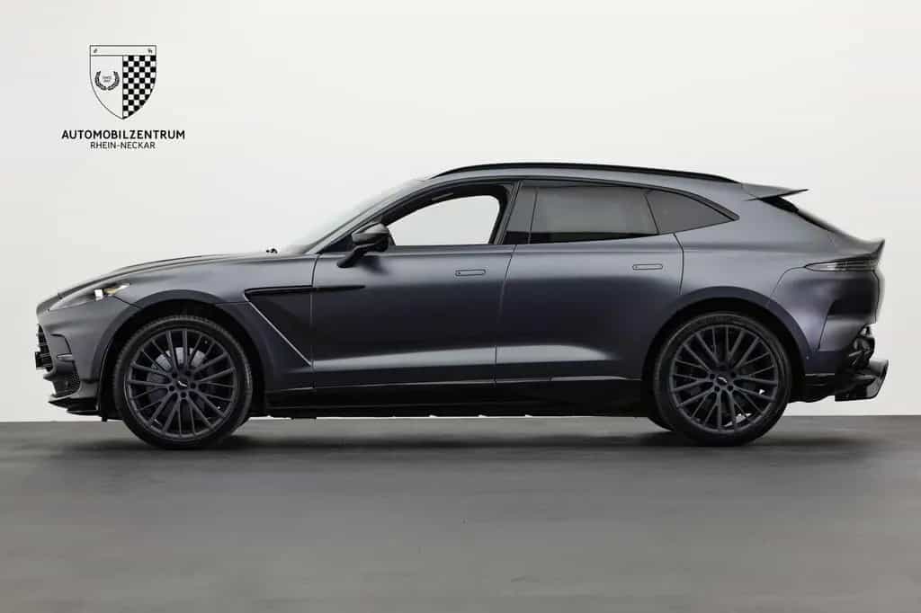 Aston Martin DBX 707 QSpecialPaint/Panorama/23" 05/2023-photo-3