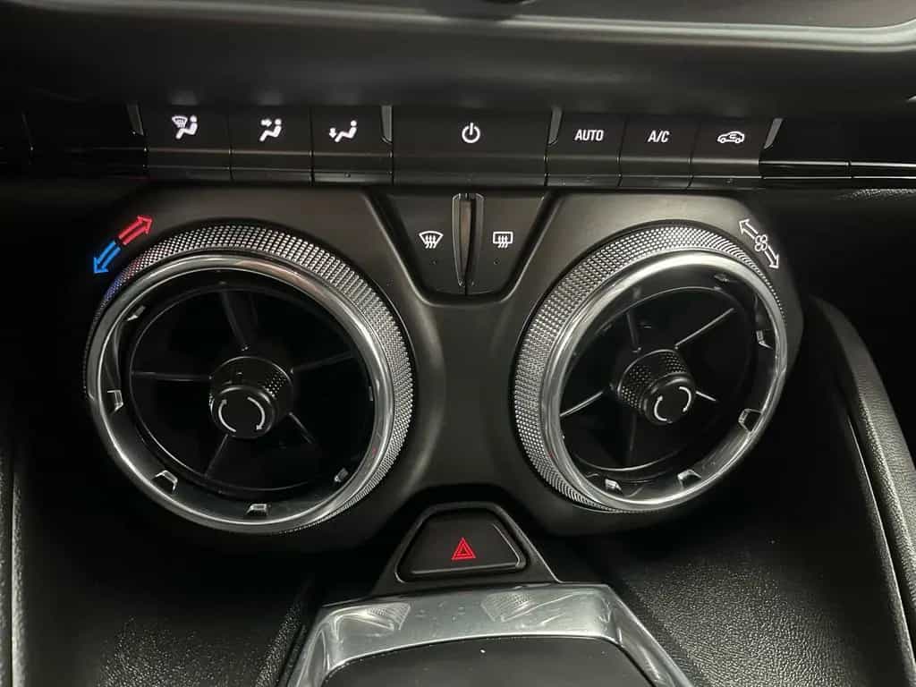 Chevrolet Camaro SS *6,2l V8 / ZL1 /Klappenauspuff/ LED/ A 07/2020-photo-14