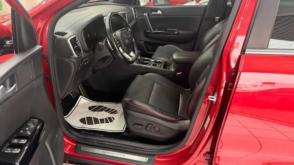 Kia Sportage GT-Line 4WD / PANO / AUTOM / KAMERA 12/2018-photo-10