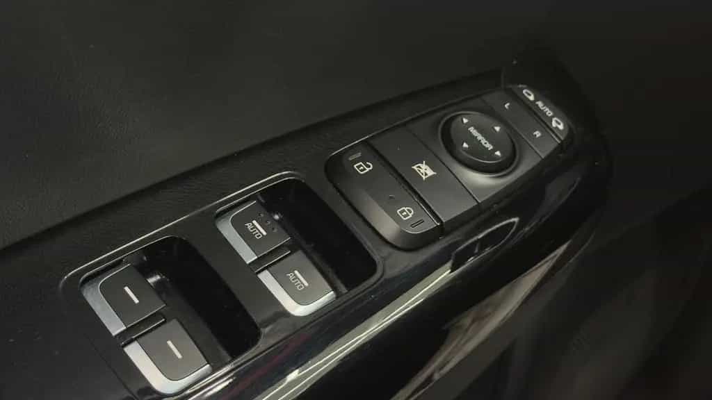 Kia Sportage GT-Line 4WD / PANO / AUTOM / KAMERA 12/2018-photo-22