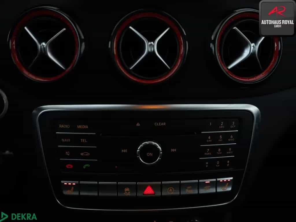 Mercedes-Benz CLA 45 AMG 4M NIGHT PANO,KEYLESS,KAMERA,HARMAN/K 01/2018-photo-20