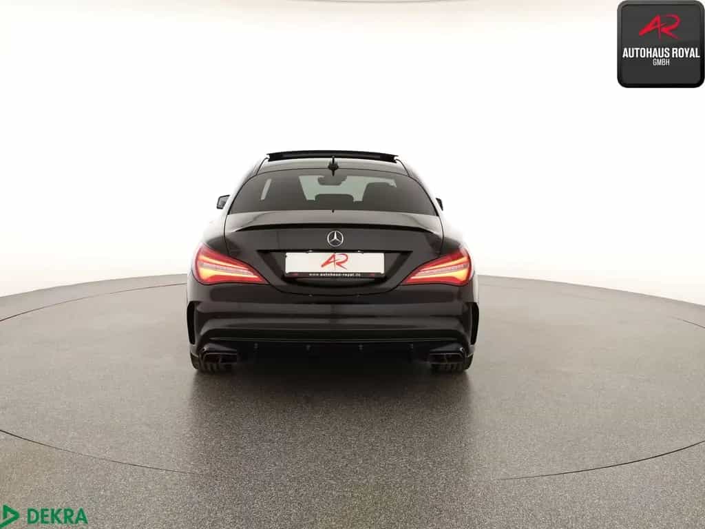 Mercedes-Benz CLA 45 AMG 4M NIGHT PANO,KEYLESS,KAMERA,HARMAN/K 01/2018-photo-3