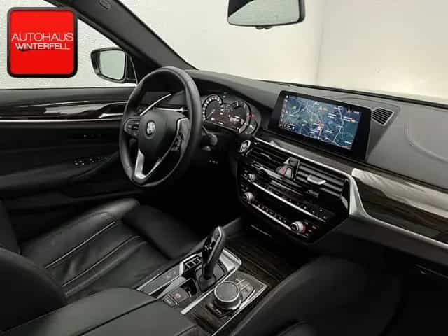 BMW 520 d xDrive Luxury Line GLASDACH+360+HUD+MEMORY 03/2019-photo-14