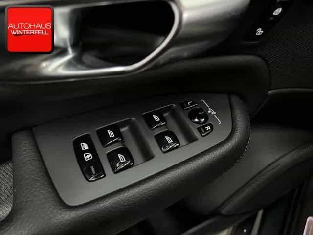 Volvo XC90 D5 AWD STANDHEIZUNG+KAMERA+KEYLESS+VOLL-LED 07/2019-photo-16
