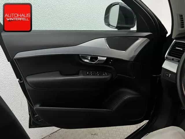 Volvo XC90 D5 AWD STANDHEIZUNG+KAMERA+KEYLESS+VOLL-LED 07/2019-photo-32