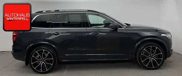 Volvo XC90 D5 AWD STANDHEIZUNG+KAMERA+KEYLESS+VOLL-LED 07/2019-photo-4