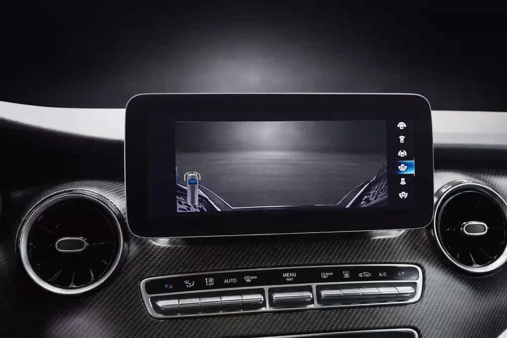Mercedes-Benz V 300 LANG*4MATIC*AMG SPORT*EXCLUSIVE*PANO*VOLL* 10/2022-photo-21
