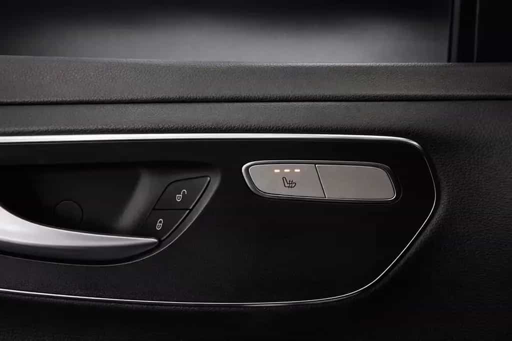 Mercedes-Benz V 300 LANG*4MATIC*AMG SPORT*EXCLUSIVE*PANO*VOLL* 10/2022-photo-32