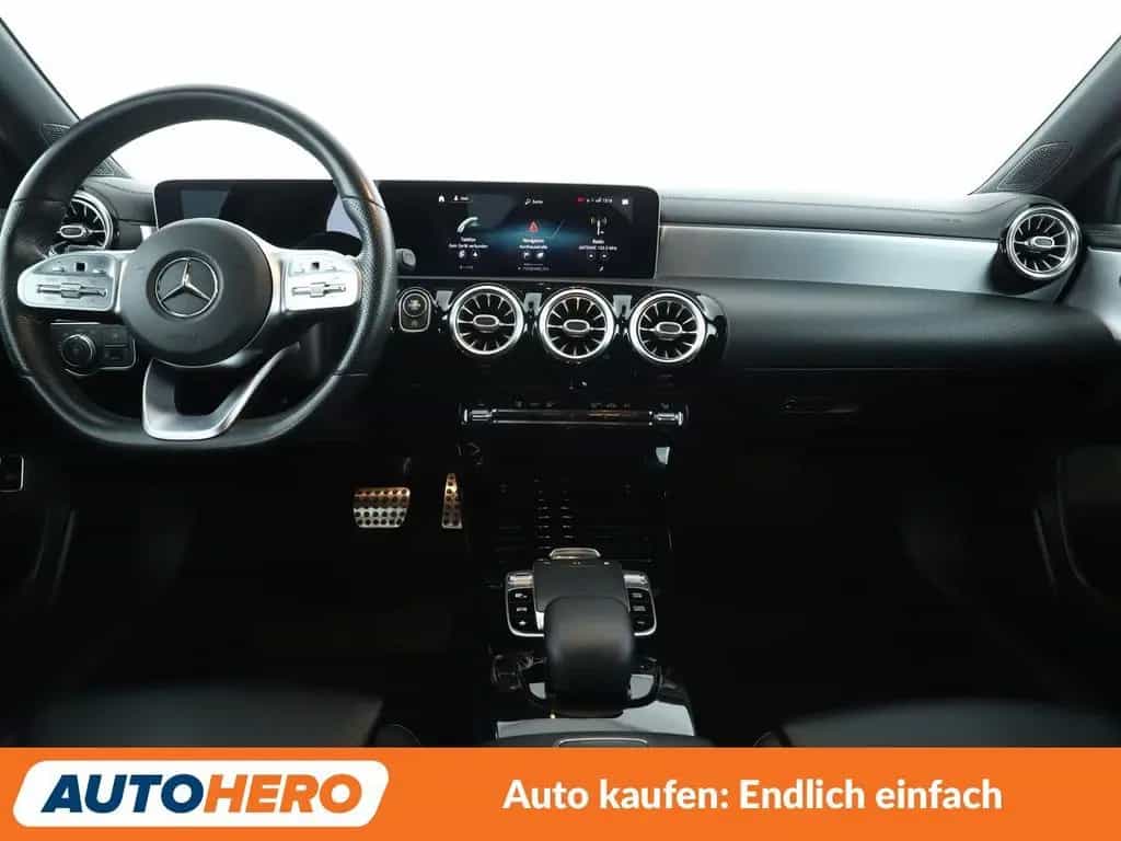 Mercedes-Benz A 250 AMG Line Aut.*NAVI*LED*TEMPO* 06/2019-photo-11
